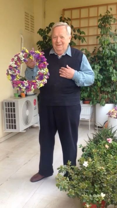 ΤΑΚΗΣ ΣΧΙΖΑΣ ΑΝΘΗ